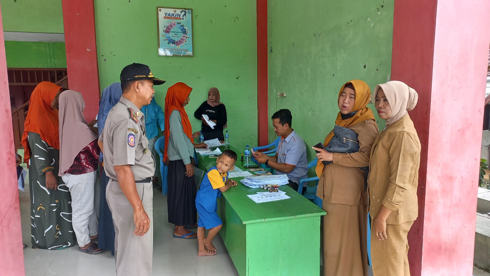 MONITORING PENYALURAN BANTUAN BPNT, PKH DAN SUBSIDI BBM DI KEC.BUBULAN