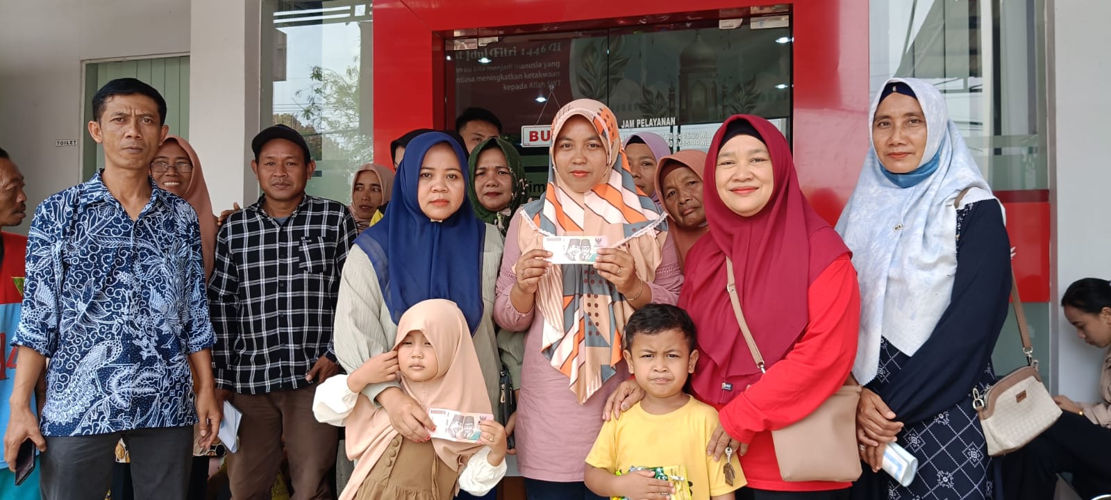 PENYALURAN BANSOS ANAK YATIM