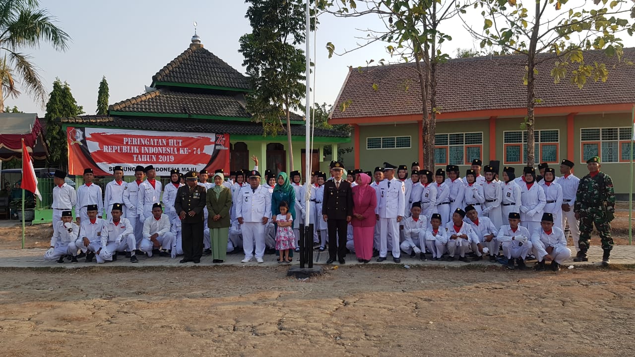 FOTO BERSAMA PASKIBRA KEC. BUBULAN TH. 2019